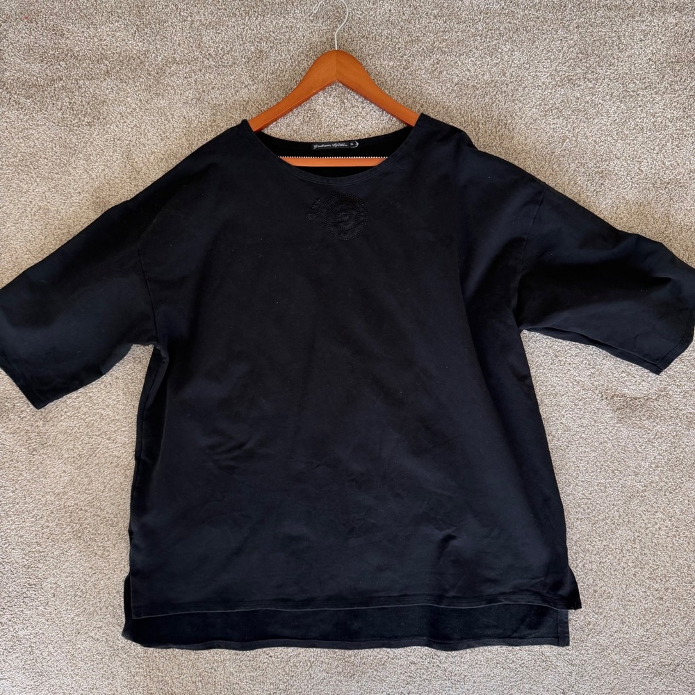 Gundrun Sjoden Black Tunic Top XL 3/4 Sleeve Casual Pullover Embossed Lagenlook